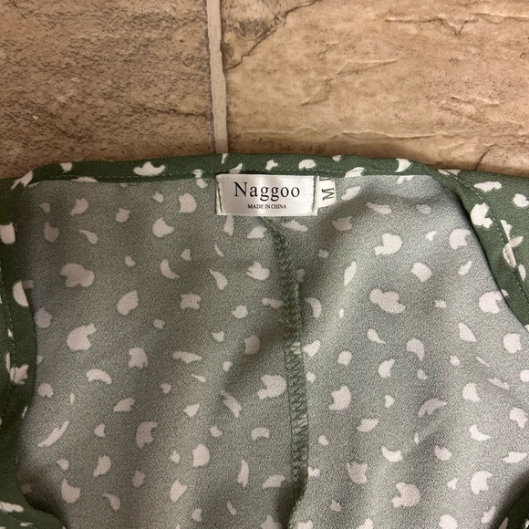 naggoo Green Wrap Dress White Print Size Medium Short Summer Ruffle Hem Flowy - Picture 8 of 12